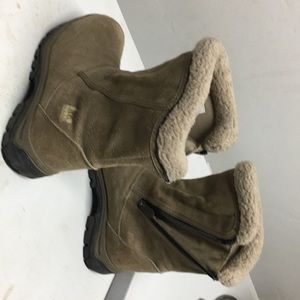 Snow boots really  good shape